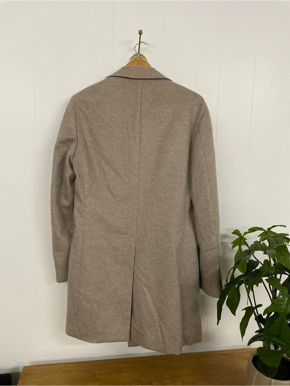 100% Cashmere 40R Carlo Barbera Suitsupply Vencinza Long Jacket in Light Taupe
